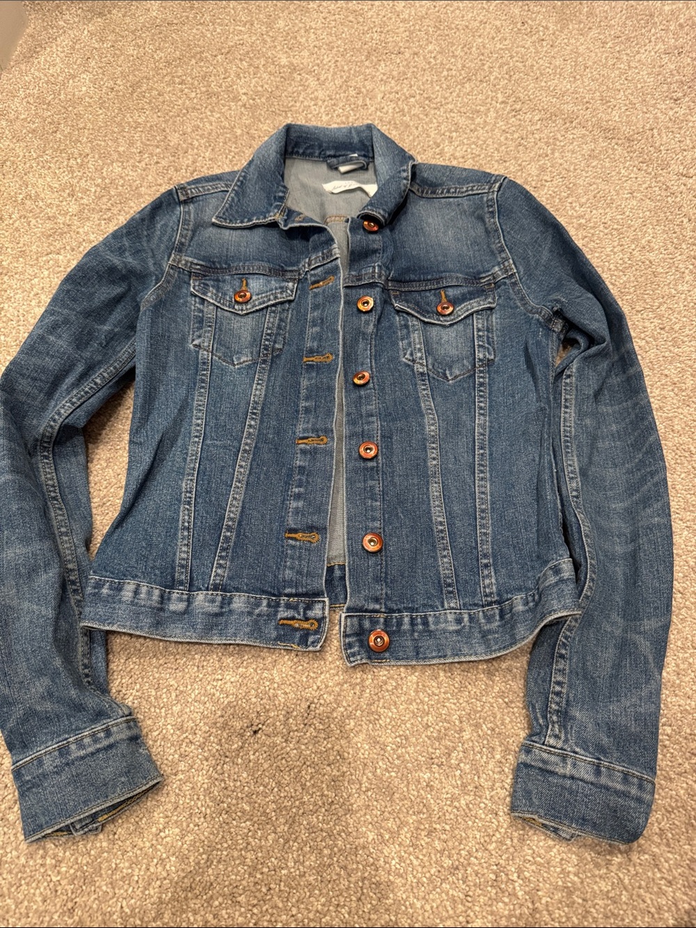 Women's Fitted Blue Denim Jacket - Classic Button-Front